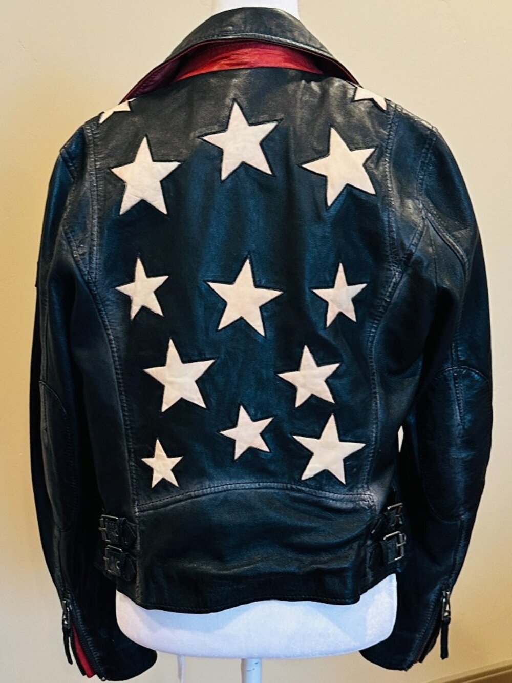 MAURITIUS CHRISTY SCATTER STARS JACKET MEDIUM